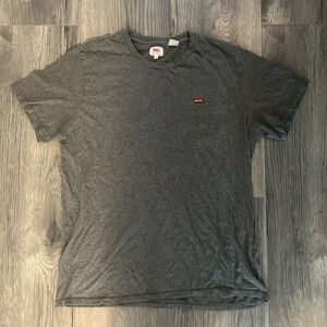 Levi’s Tee